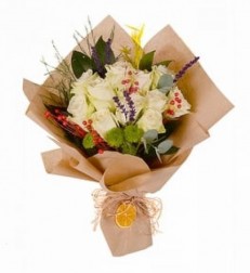 kraft-kagitta-beyaz-guller.jpg